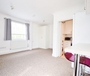 Studio to rent - Photo 4