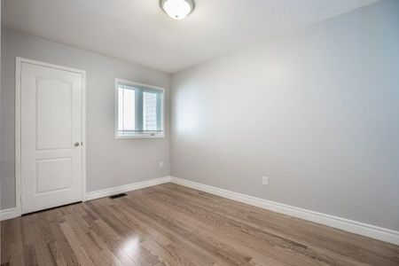 For Lease - 66 Carnoustie Crescent, Richmond Hill, Ontario - Photo 3