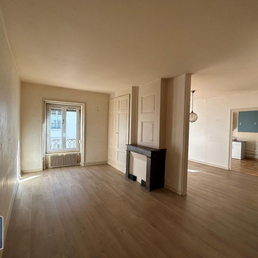 Location Appartement 3 pièces 83m² VILLEFRANCHE SUR SAONE 69400 - Photo 1