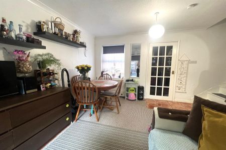 1 bedroom house to rent - Photo 2