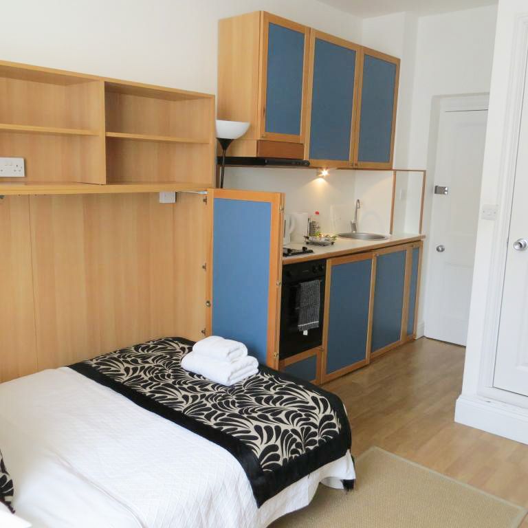 BILLS INCLUDED - Self-Contained Studio in Hammersmith, London W6 - Photo 1