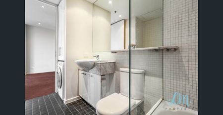 2 Bedroom Apartment in Heart of CITY - Photo 4