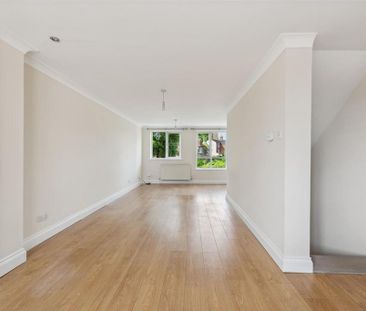 2 bedroom terraced house to rent - Photo 4