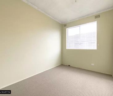 MGM MARTIN - TWO BEDROOM APARTMENT - Photo 6