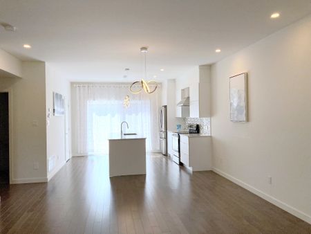 Av. des Frênes, H9R 0E7, Pointe-Claire - Photo 3