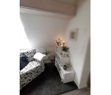 2½ Zimmer-Dachwohnung in Heimberg (BE), möbliert, auf Zeit - Photo 3