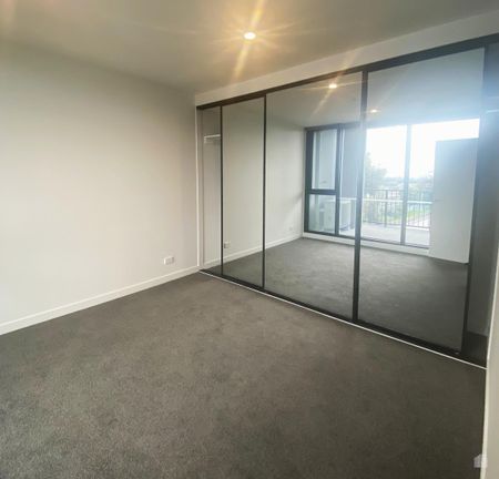 403a/72 Ascot Vale Road, Flemington VIC 3031 - Apartment For Rent | Domain - Photo 4