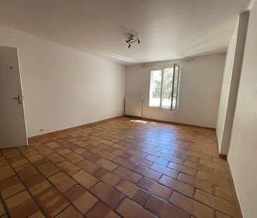 VILLA ROGNES 211M² - Photo 3