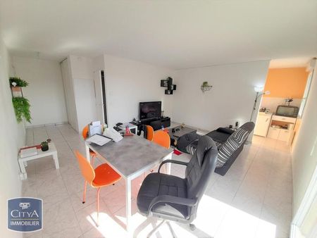Location Appartement 2 pièces 48m² MONTCHANIN 71210 - Photo 2