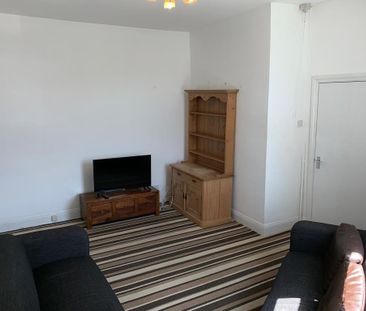 2 bedroom maisonette to rent - Photo 1