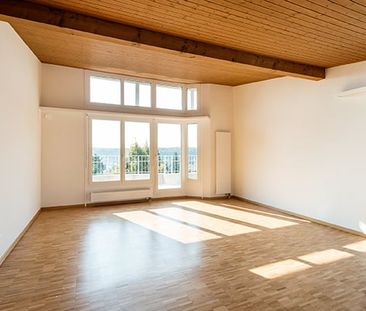 "Heimelige Wohnung mit riesiger Dachterrasse!" - Photo 4