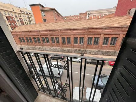 Calle de Sebastián Elcano, Madrid, Community of Madrid 28012 - Foto 3