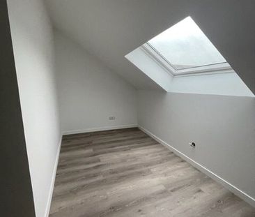 Location Appartement 4 pièces 67m² - Photo 2