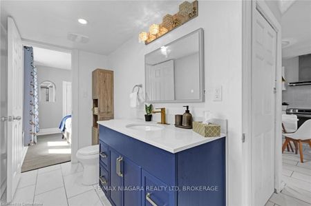 For Lease - 4599 Armoury Street, Niagara Falls, Ontario - Photo 4