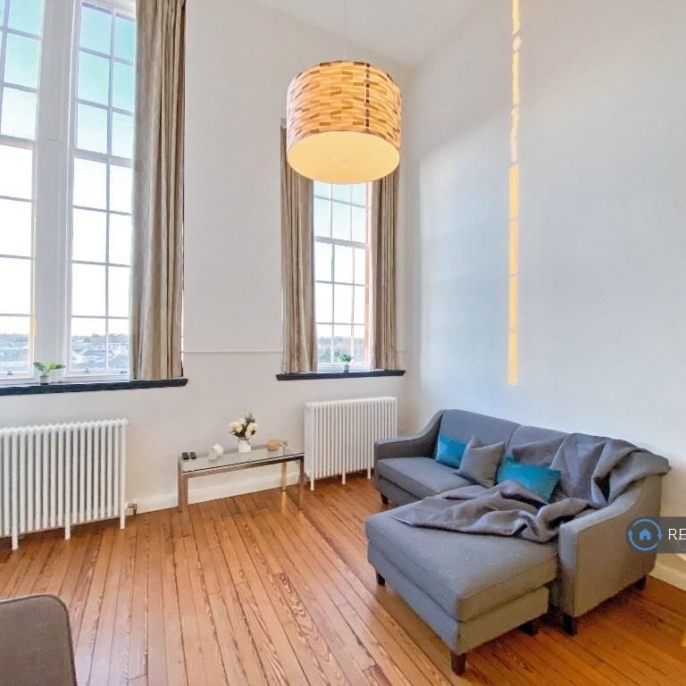1 bedroom flat to rent - Photo 1