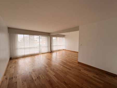Location Appartement 3 pièces 98m² MARCQ EN BAROEUL 59700 - Photo 2