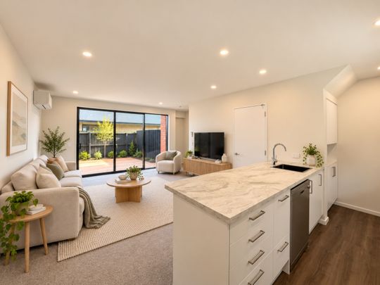 2/387 Armagh Street, Linwood - Photo 1