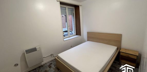 Location Appartement 2 pièces 43m² AVESNES SUR HELPE 59440 - Photo 2