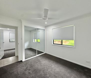 Immaculate Family Home in the Heart of Morisset - Photo 4