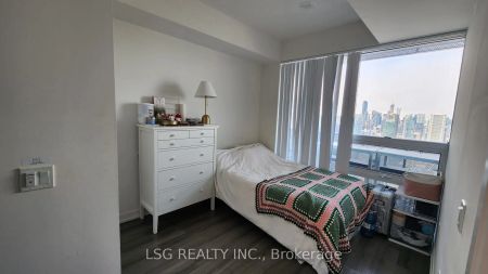 138 Downes Street #5302 - Photo 4