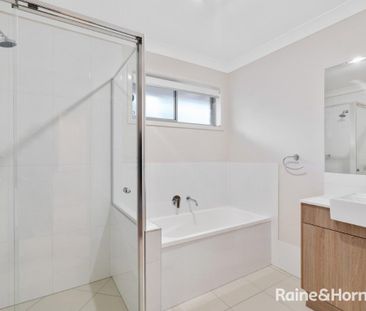 Modern 3 Bedroom Duplex - Photo 6