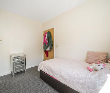 4 bedroom townhouse to rent - Photo 5