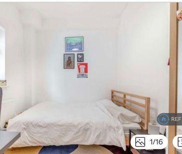 2 bedroom flat to rent - Photo 1
