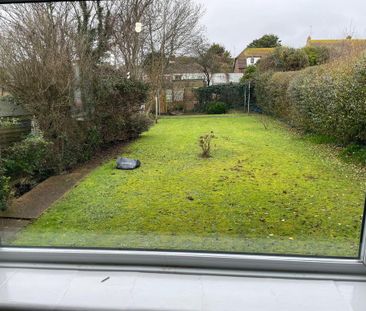 Studio to rent - Photo 6