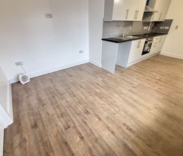 Lawford Road - Photo 5