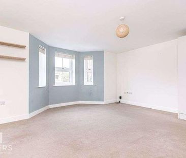 Lowther Road, Charminster, BH8 - Photo 4