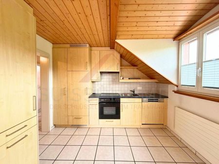 Luminous 4.5-room apartment in Grasswil- attractive with balcony and beautiful living comfort - Photo 4