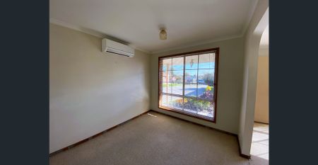 Two Bedroom Unit Close to Everything - Photo 2