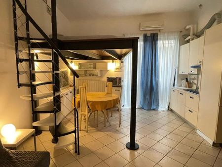 Via Giulio e Corrado Venini, Milan, Lombardy 20127 - Photo 4