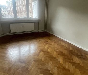 Appartement te huur in Liège voor € 790 met 2 slaapkamers - Photo 2