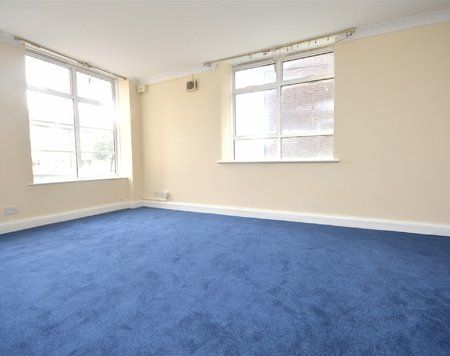 Century House, Streatham High Road, London, SW16 - Photo 2