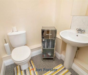 2 Bedroom Flat - First Floor - Photo 1