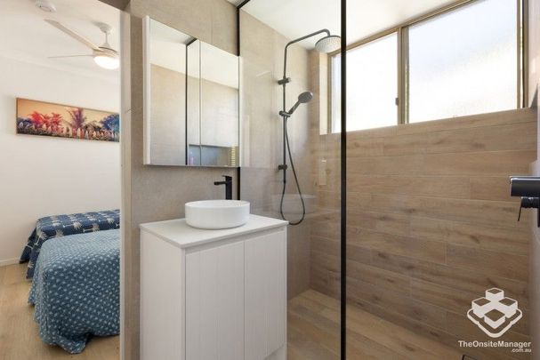 Luxury, Beachfront 3 Bedroom 2 Bath Apartment with Spectacular Views - Photo 1