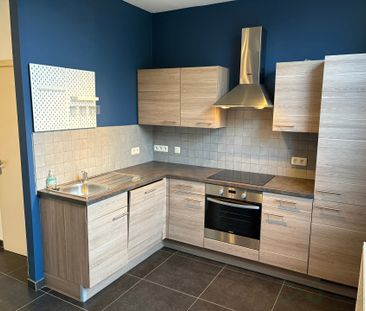 Gelijkvloerse verdieping met één slaapkamer in Mons Ghlin - Photo 2