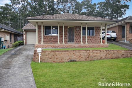 8 Kamira Road, Wadalba, NSW 2259 - Photo 5