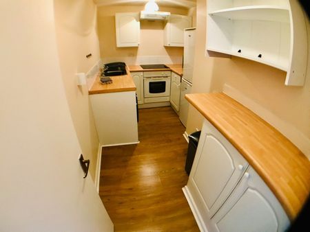 1 Bed Flat, Aberdeen, AB11 - Photo 4