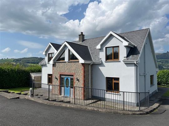 12 Lakeview, Cullenagh, Ballina, Tipperary, V94R2E7 - Photo 1