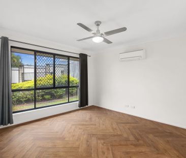 Stunning and Spacious 5-Bedroom Family Home with Exceptional Entert... - Photo 5