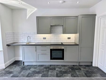 1 bedroom flat to rent - Photo 4