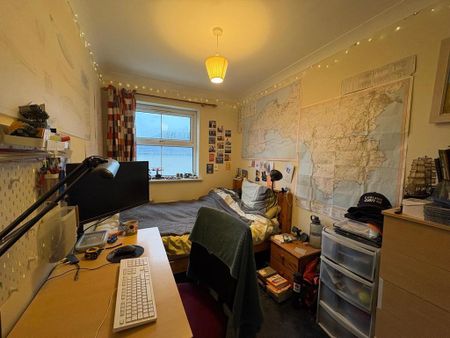 5 bedroom semi-detached house to rent - Photo 4