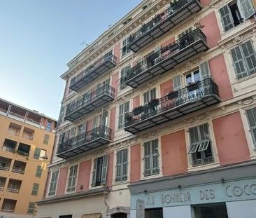 Location Appartement 5 pièces 111m² NICE 06300 - Photo 4