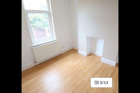 3 Bed Semi-Detached House, Dingle Road, CH42 - Photo 3