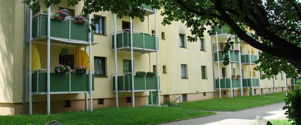 Balkonwohnung in ruhiger Seitenstraße - Photo 1