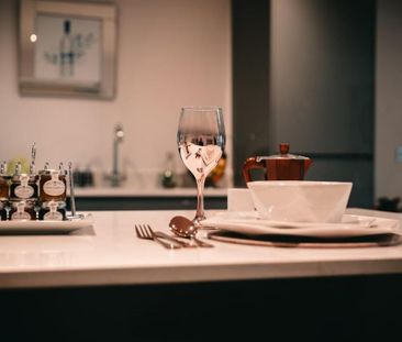 3 bedroom flat to rent - Photo 6