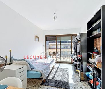 Juan les pins Bd wilson 3 pieces avant dernier etage Sejour - - Photo 1