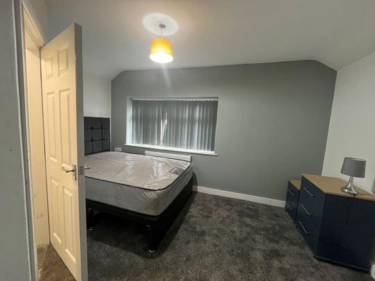 Tootal Drive, Salford - Photo 1